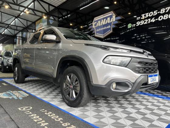 FIAT TORO 1.8 16V EVO FLEX FREEDOM AT6 FIAT TORO 1.8 16V EVO FLEX FREEDOM AT6